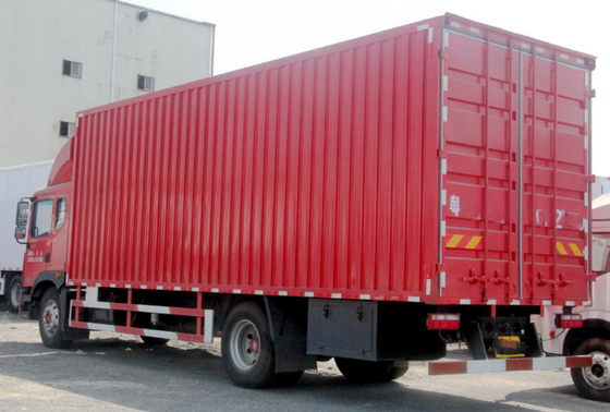 Xe tải vận chuyển hàng hóa diesel Euro V Xe tải chở hàng Van 4x2 Lái xe 5200mm Chiều dài cơ sở