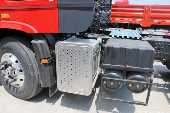 Xe tải đầu kéo 36T 6x4 Tay lái trái Xe tải tự đổ Xe đầu kéo