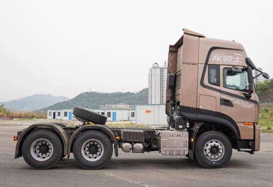 Hình thức lái xe 6x4 Xe tải hạng nặng Cng 470hp Euro V Emssioni Cấp