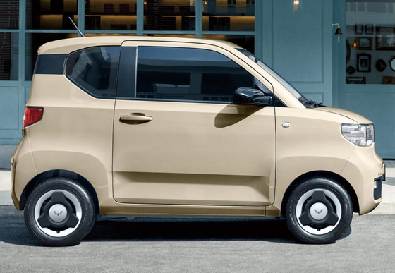 Ô tô điện HONGGUANG Mini SUV Phạm vi lái xe 120 ~ 170KM Ô tô mini ev của Wuling